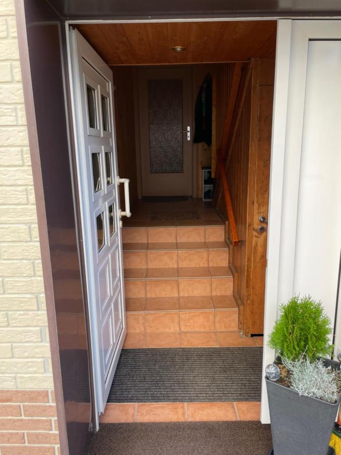 Christels Ferienwohnung 2 In Thale Mit Ueberdachter Terrasse, Kueche Mit Tv & Geschirrspueler 外观 照片