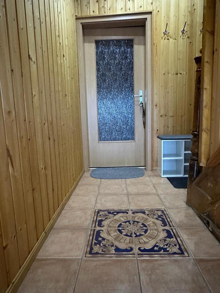 Christels Ferienwohnung 2 In Thale Mit Ueberdachter Terrasse, Kueche Mit Tv & Geschirrspueler 外观 照片
