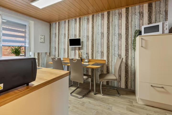 Christels Ferienwohnung 2 In Thale Mit Ueberdachter Terrasse, Kueche Mit Tv & Geschirrspueler 外观 照片
