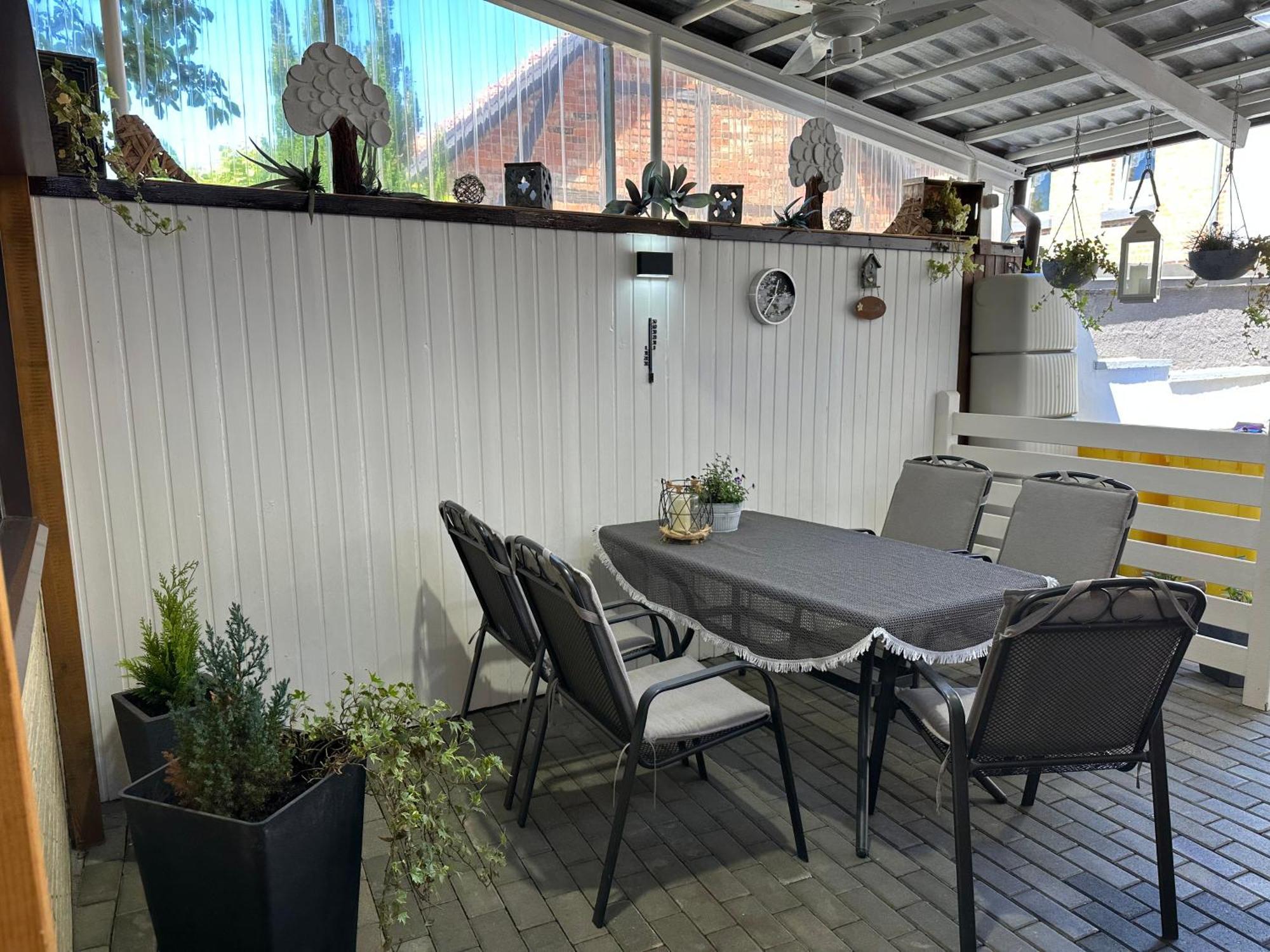 Christels Ferienwohnung 2 In Thale Mit Ueberdachter Terrasse, Kueche Mit Tv & Geschirrspueler 外观 照片